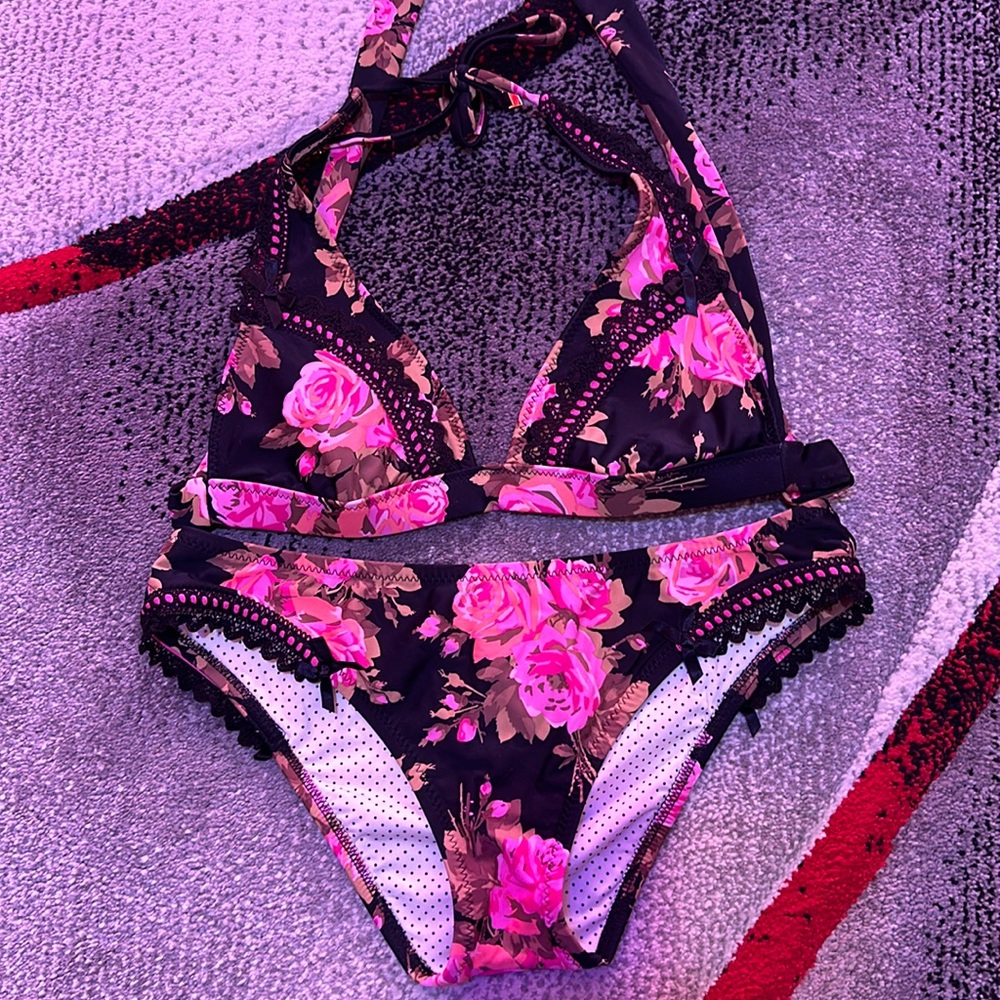 NWOT Betsy Johnson Swimsuit